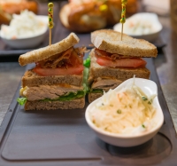 Une pause lunch au Bistro Le SAM!